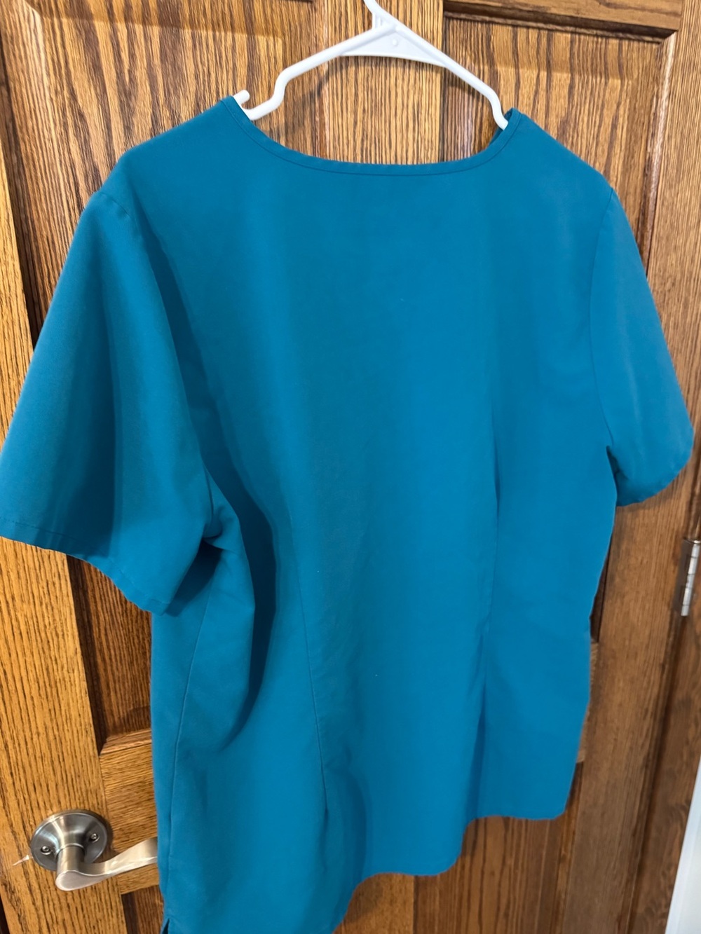 FIGS V Neck Scrub Top - Picture 2 of 2
